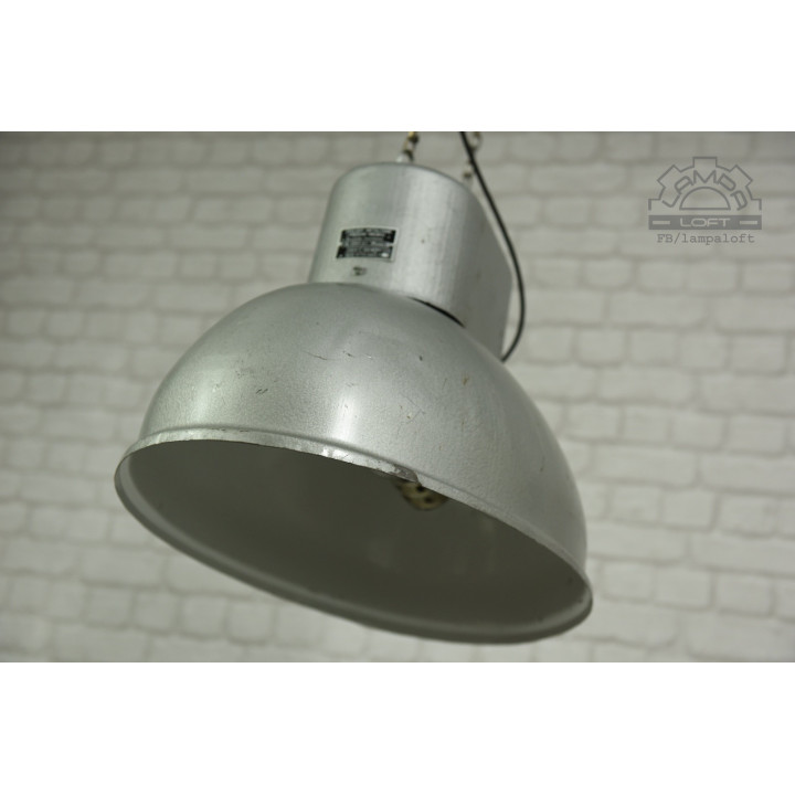 lampa industrialna ORP-2-1 z lat 70