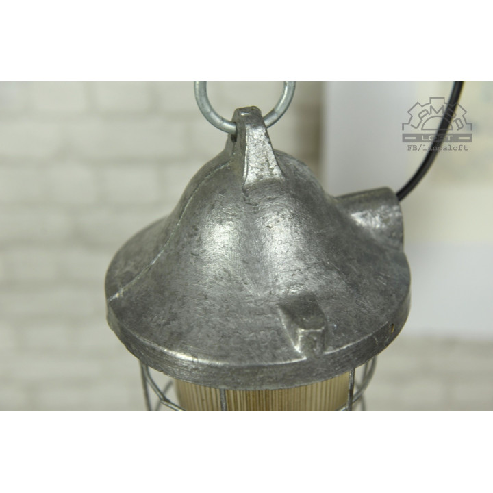 Lampa industrialna C-100