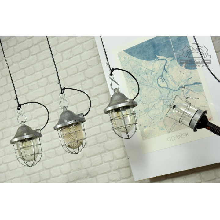 Lampa industrialna C-100