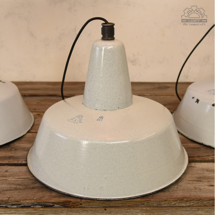Emaliowane lampy industrialne OBs-3 z lat 60/70'