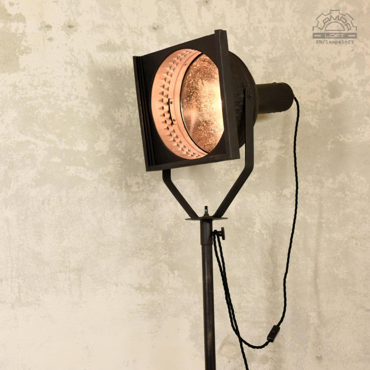 Reflektory teatralne z 1959 roku