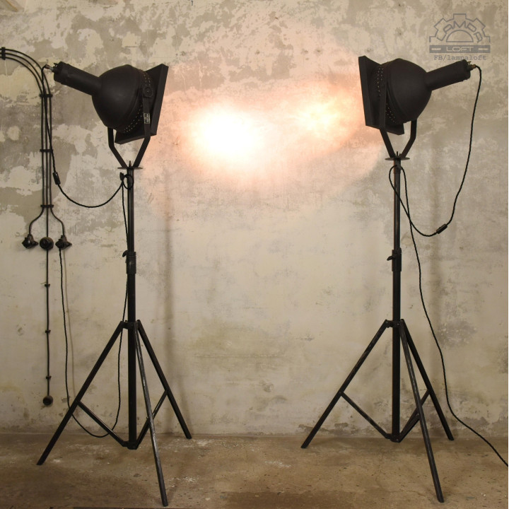 Reflektory teatralne z 1959 roku
