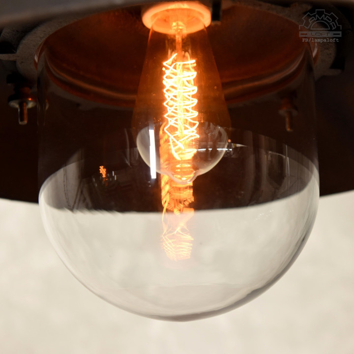Lampa industrialna z lat 50'
