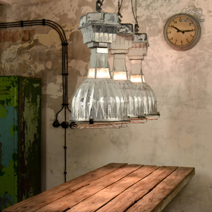 Amerykańskie lampy industrialne GE