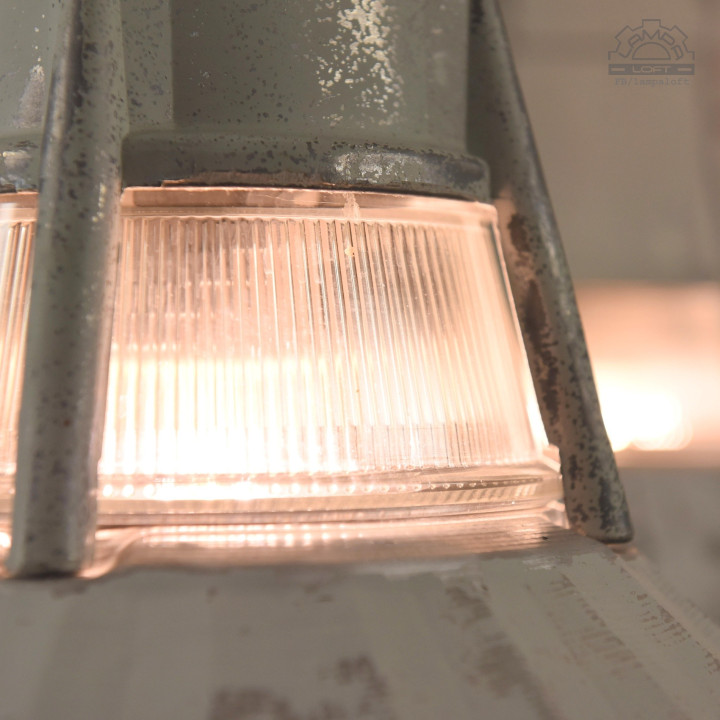 Amerykańskie lampy industrialne GE