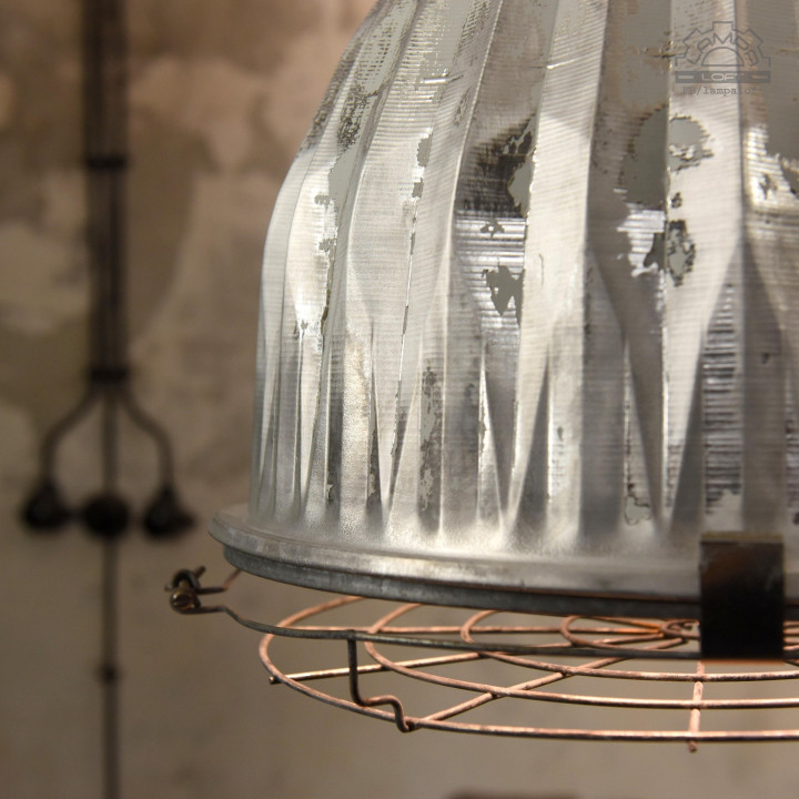 Amerykańskie lampy industrialne GE