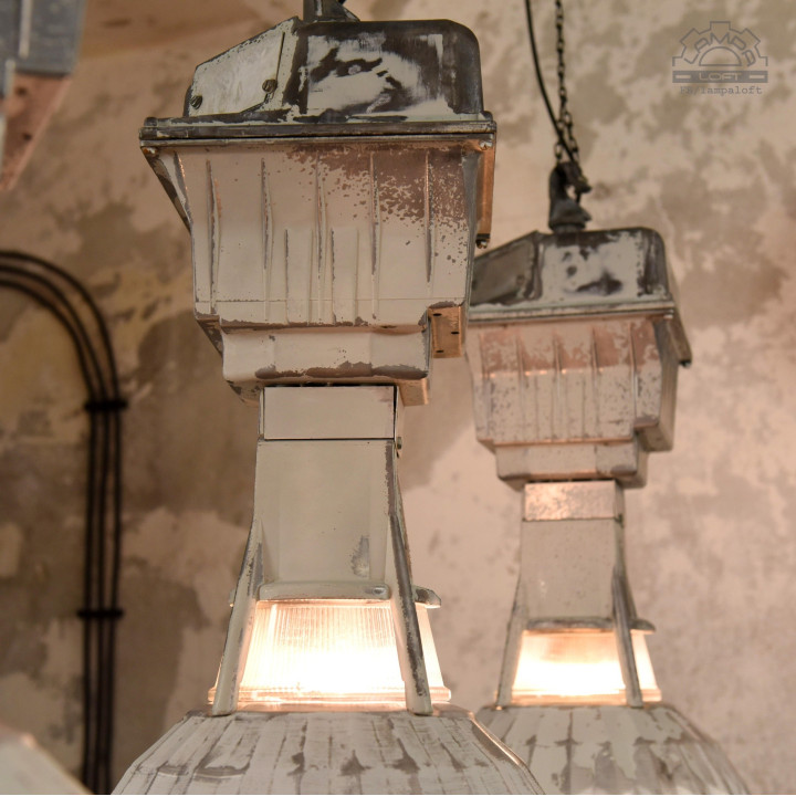 Amerykańskie lampy industrialne GE