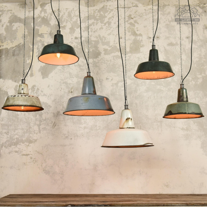 Lampy industrialne z serii OBs z zachowaną patyną