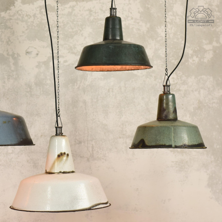 Lampy industrialne z serii OBs z zachowaną patyną