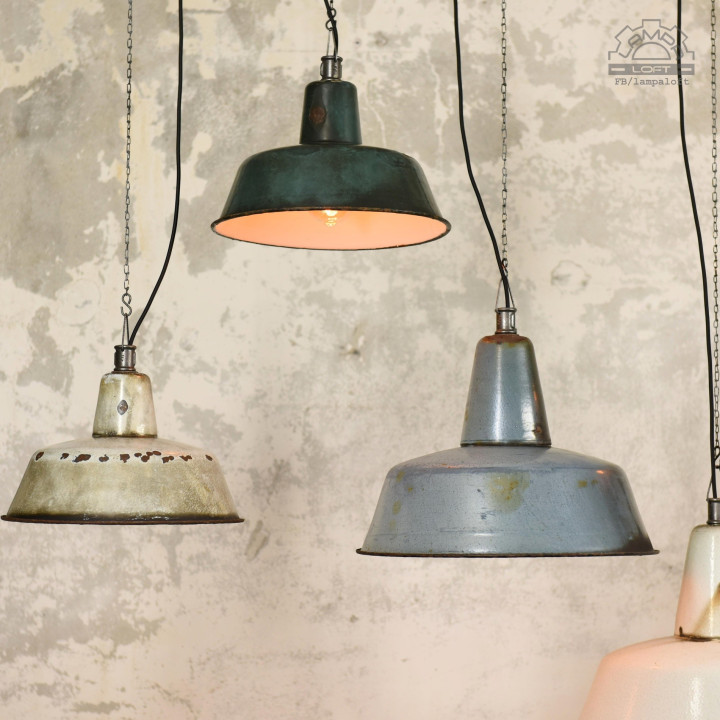 Lampy industrialne z serii OBs z zachowaną patyną