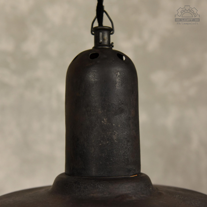 Lampa industrialna z lat 30'