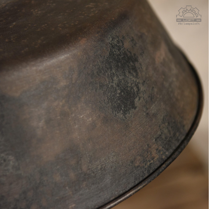 Lampa industrialna z lat 30'
