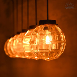 Lampa z kloszem szklanym