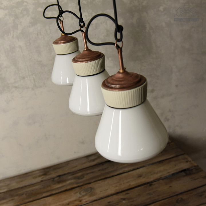 Lampy porcelanowe z kloszem Art Deco