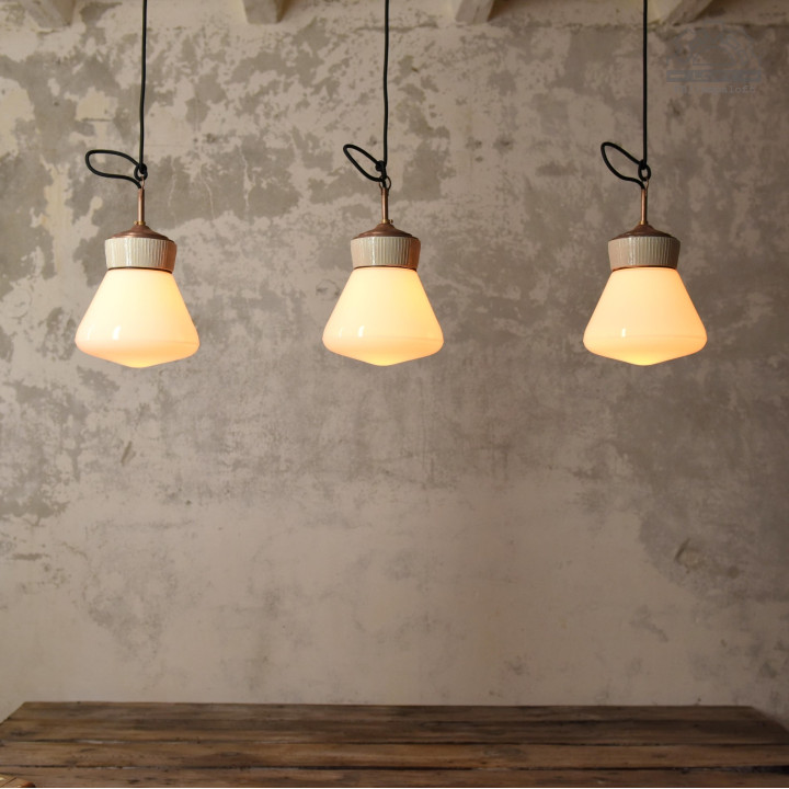 Lampy porcelanowe z kloszem Art Deco