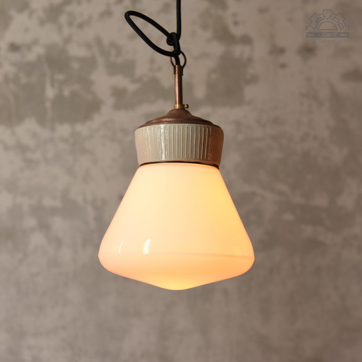 Lampy porcelanowe z kloszem Art Deco