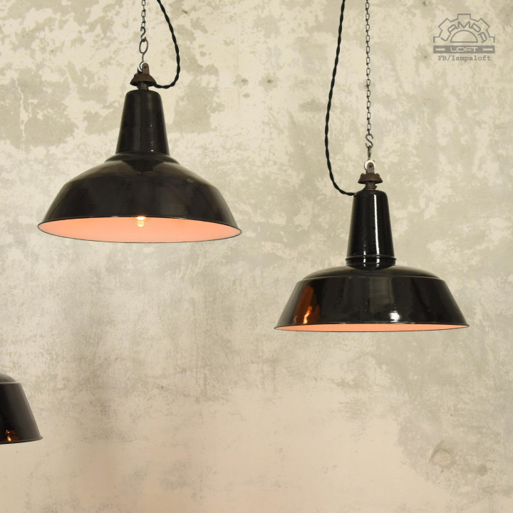 Emaliowane lampy industrialne Ebolicht z lat 30'