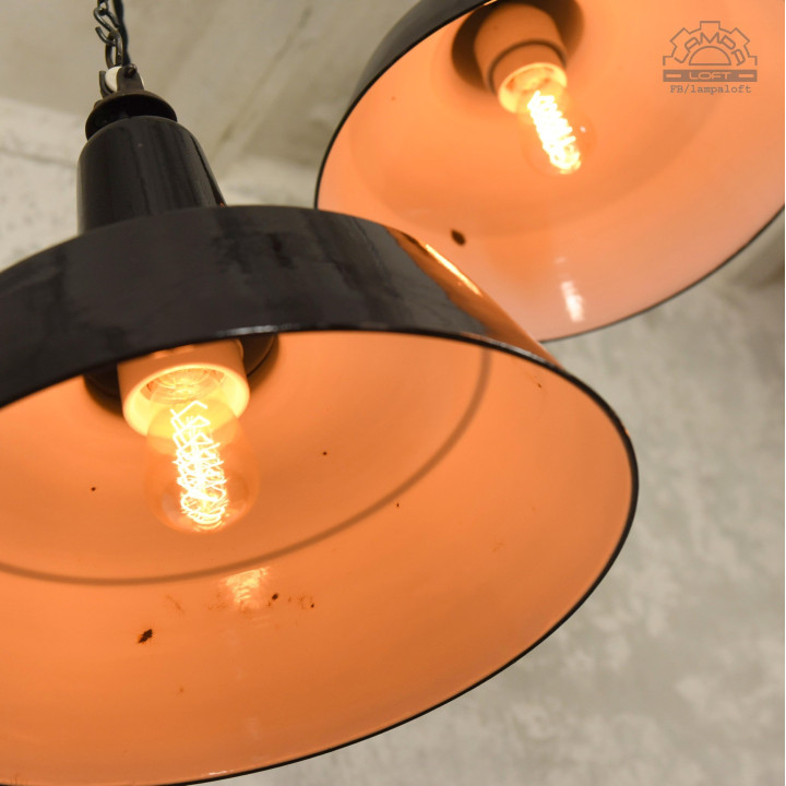 Emaliowane lampy industrialne Ebolicht z lat 30'