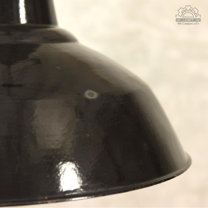 Emaliowane lampy industrialne Ebolicht z lat 30'