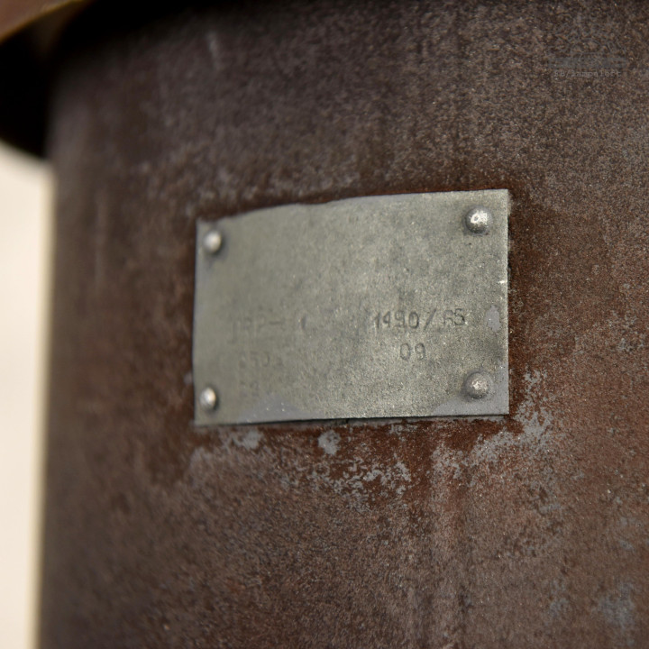 Lampa industrialna ORP-1 z 1965 roku.