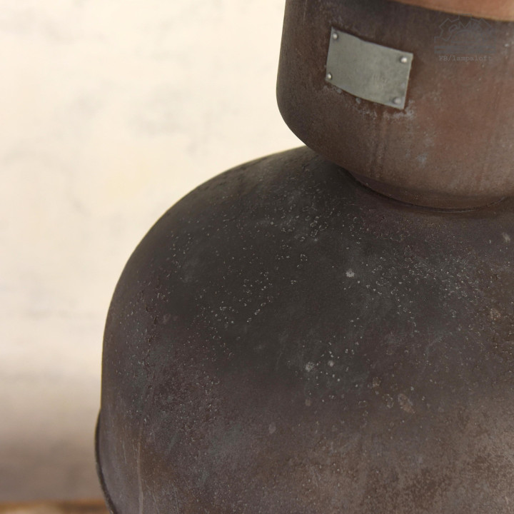Lampa industrialna ORP-1 z 1965 roku.