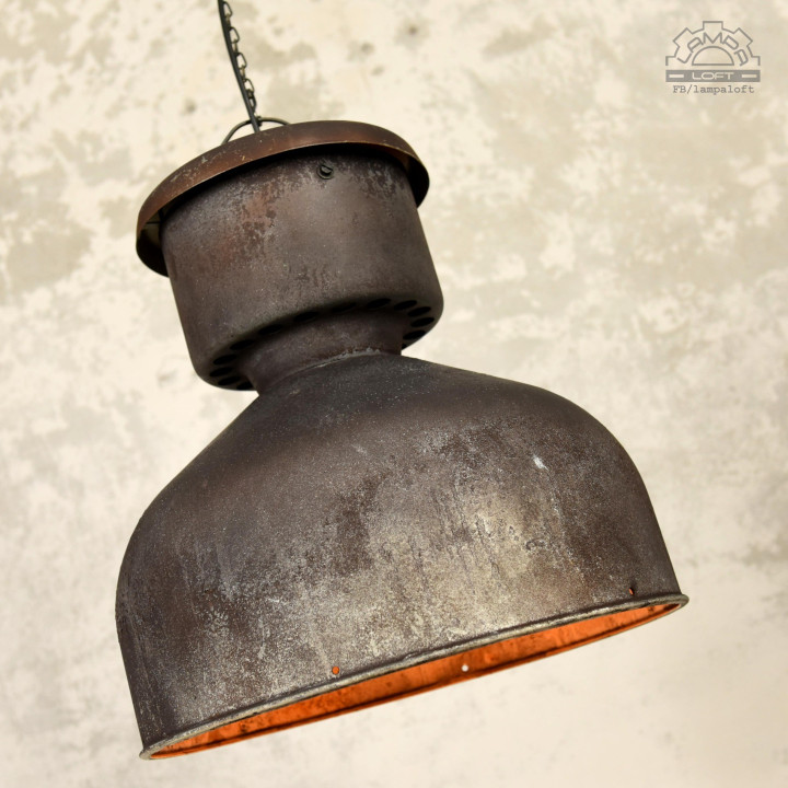 Lampa industrialna ORP-1 z 1965 roku.