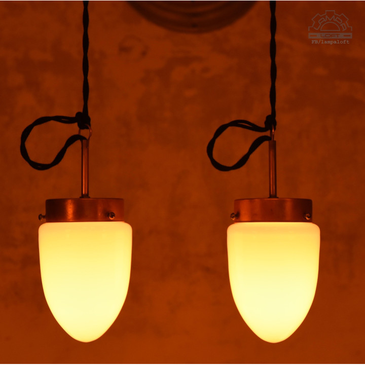 Lampy porcelanowe z kloszem szklanym