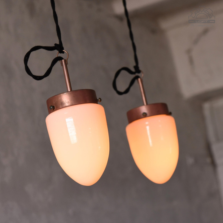 Lampy porcelanowe z kloszem szklanym