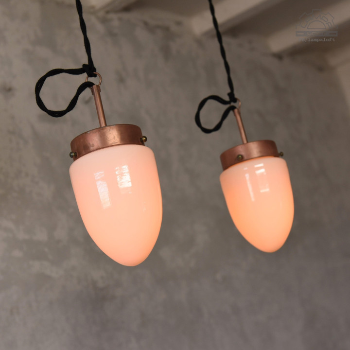 Lampy porcelanowe z kloszem szklanym