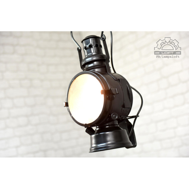 Lampa konduktorska "Osmeka" z 1948