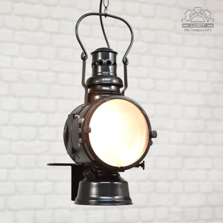 Lampa konduktorska "Osmeka" z 1948