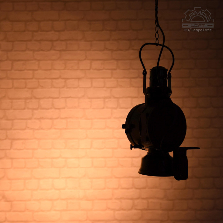 Lampa konduktorska "Osmeka" z 1948