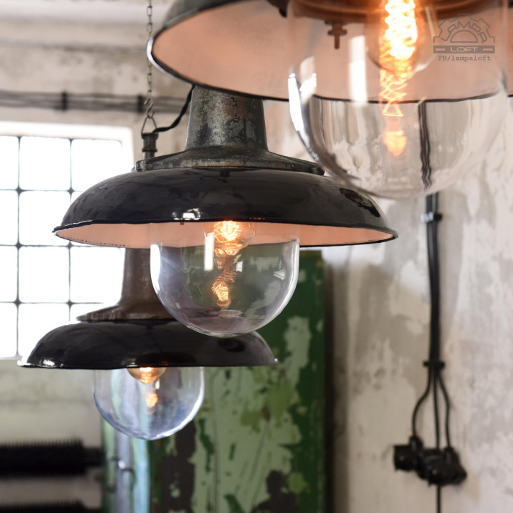 Lampy industrialne z lat 50'