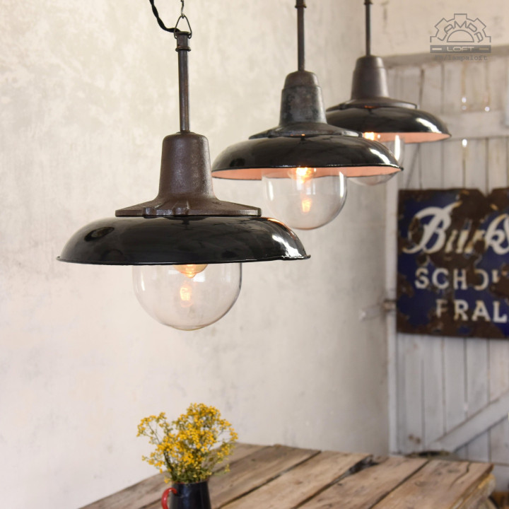 Lampy industrialne z lat 50'