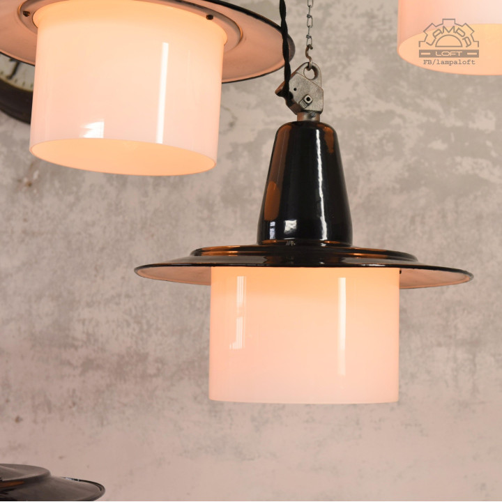 Lampy industrialne OBp-2 z lat 60'