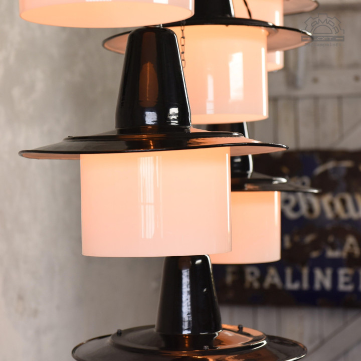 Lampy industrialne OBp-2 z lat 60'