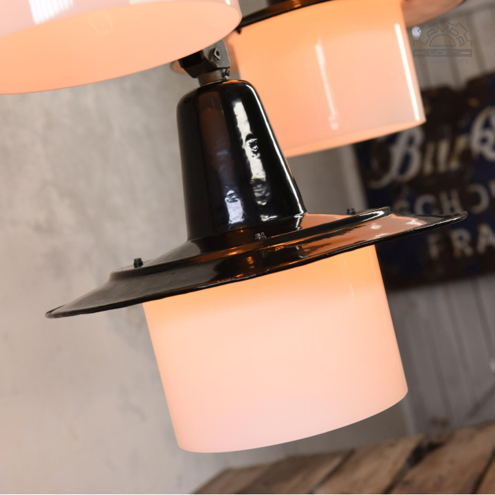 Lampy industrialne OBp-2 z lat 60'