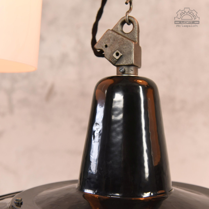 Lampy industrialne OBp-2 z lat 60'
