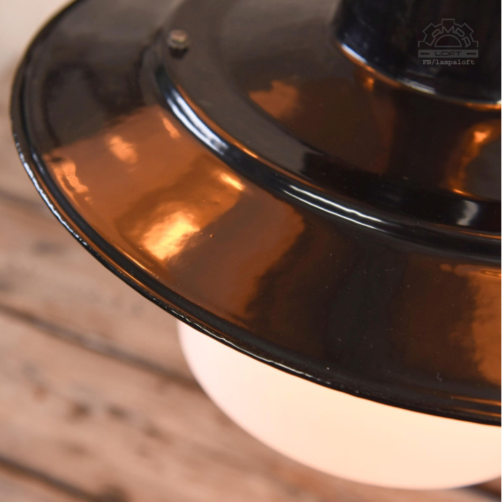 Lampy industrialne OBp-2 z lat 60'