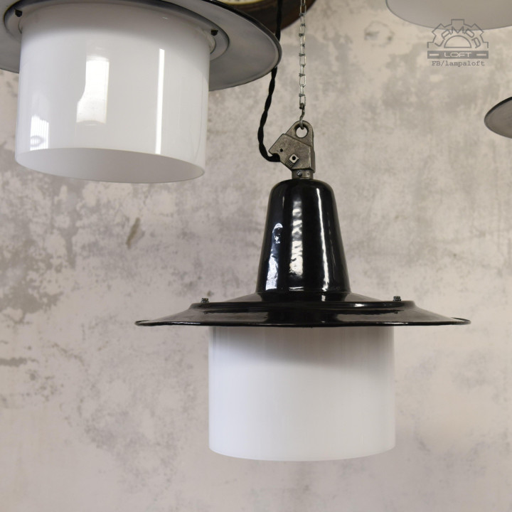 Lampy industrialne OBp-2 z lat 60'