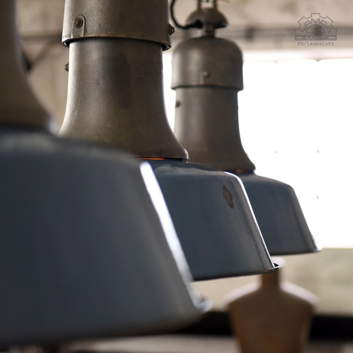 Lampy industrialne OŻb-3 z lat 50'