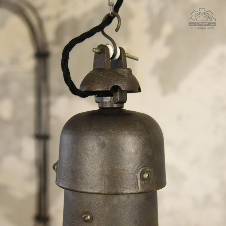 Lampy industrialne OŻb-3 z lat 50'
