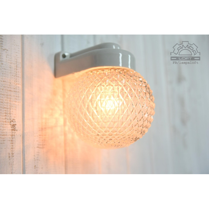 Kinkiet porcelanowy z lat 70'