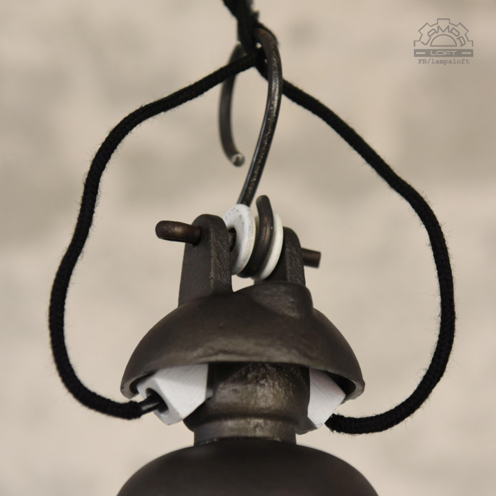 Lampa industrialna OŻb-2 z lat 50'