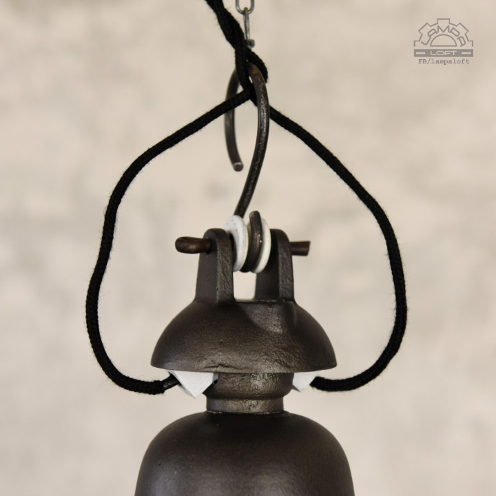 Lampa industrialna OŻb-2 z lat 50'