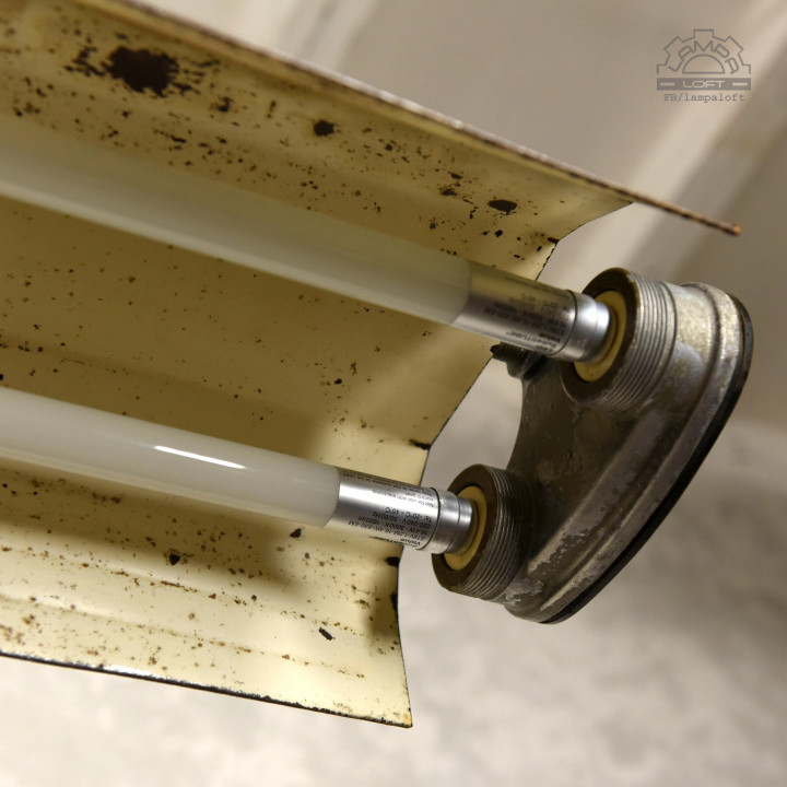 Lampa industrialna ZSO Polam Gdańsk