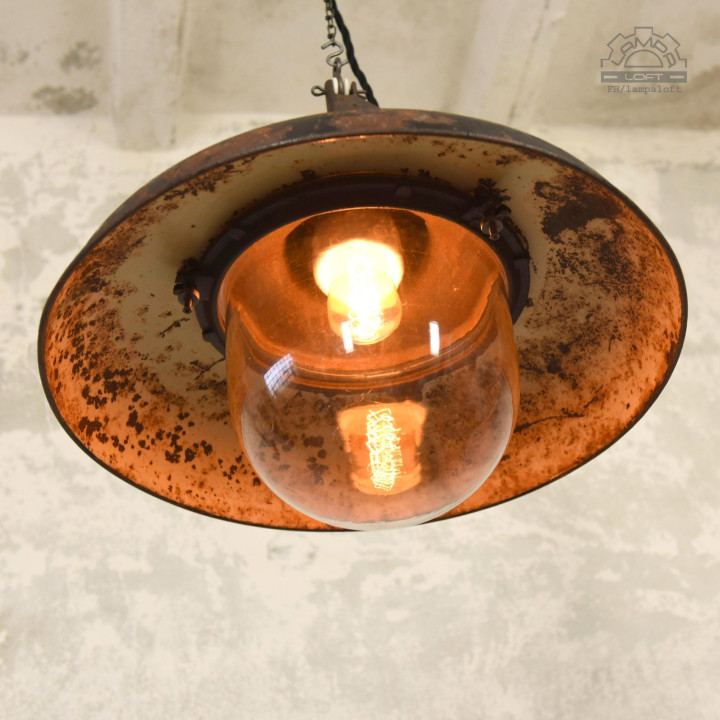 Lampa industrialna z lat 30' nr.kat 12011 z fabryki Antoniego Marciniaka