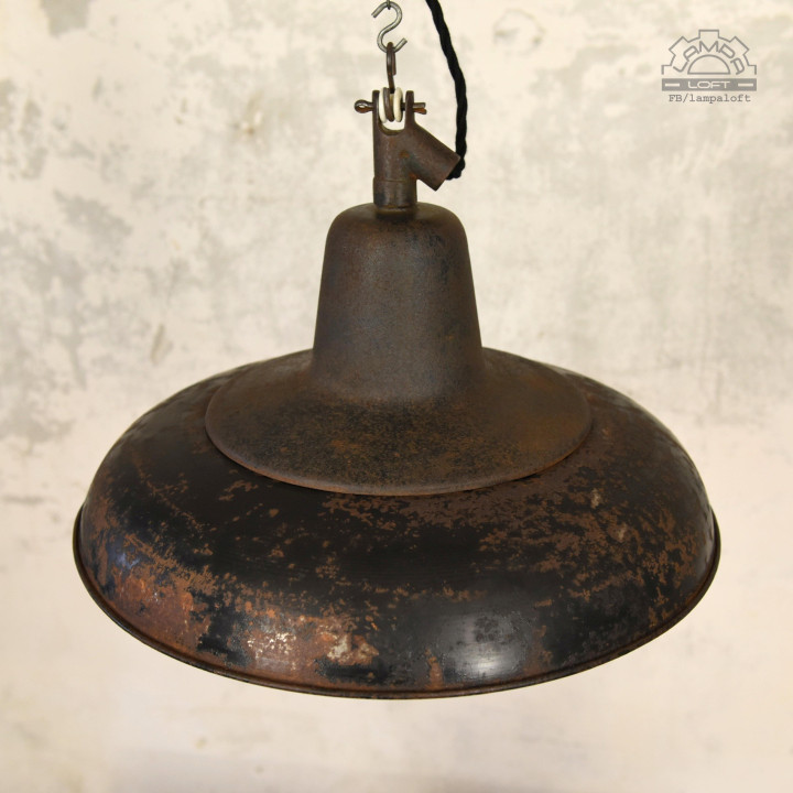 Lampa industrialna z lat 30' nr.kat 12011 z fabryki Antoniego Marciniaka