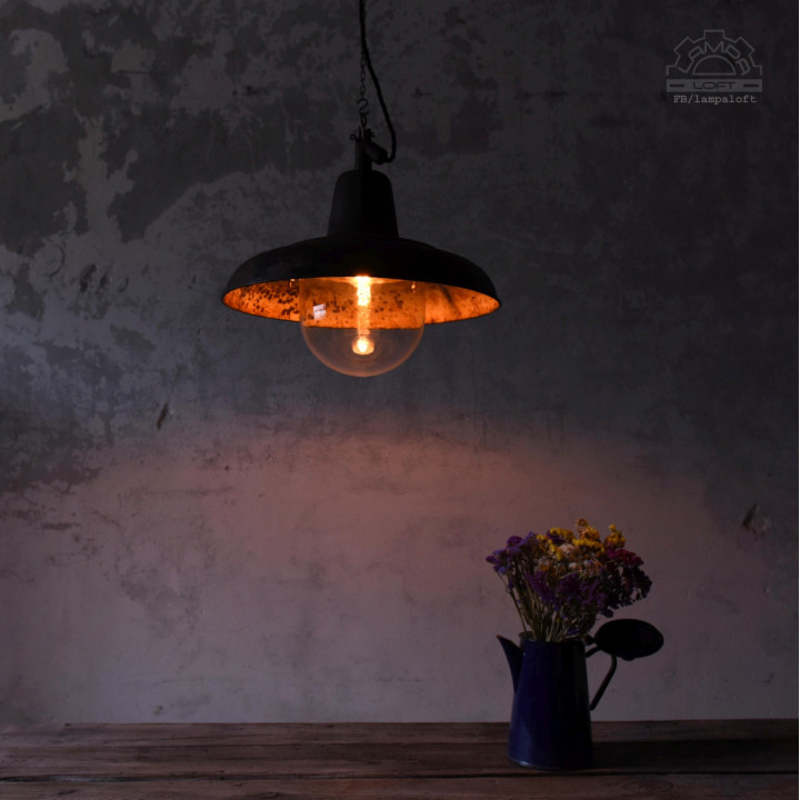 Lampa industrialna z lat 30' nr.kat 12011 z fabryki Antoniego Marciniaka