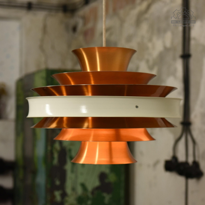 Lampa Mid Century wyprodukowana w latach 70'